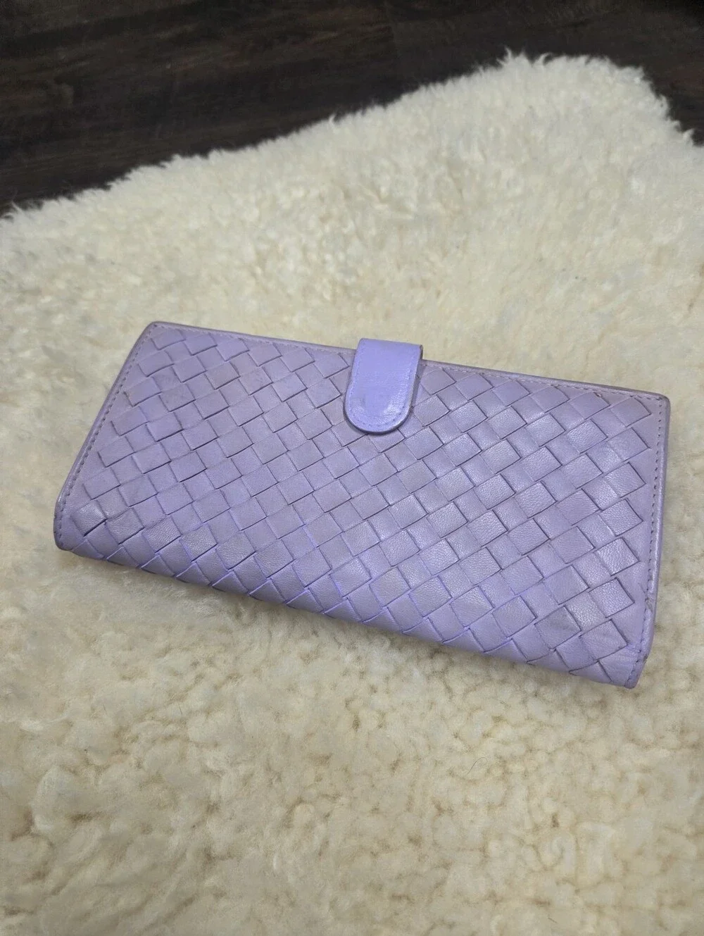 Authentic Bottega Veneta Lilac Purple Intrecciato Woven Leather Continental Wall